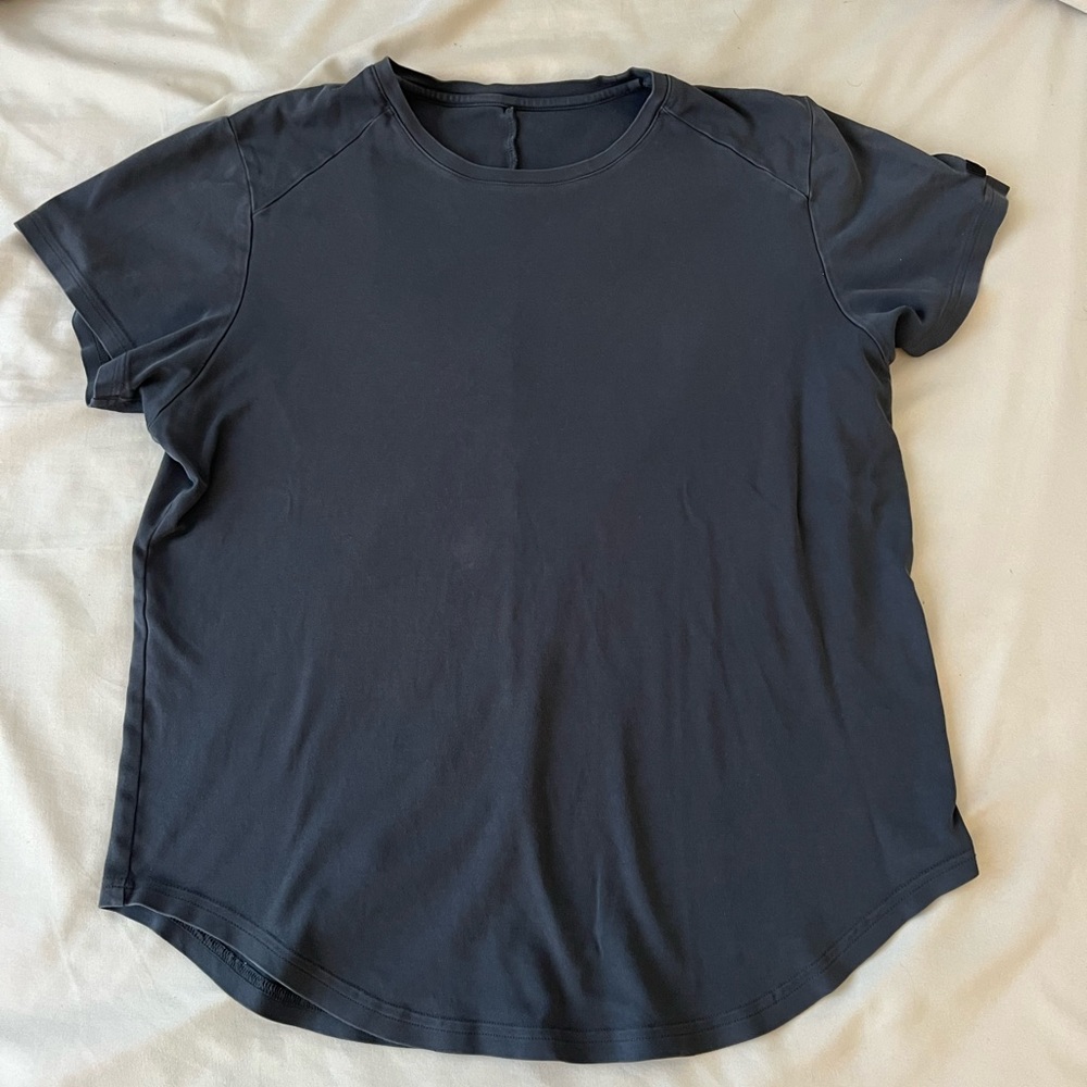 Alphalete T Shirt, Large